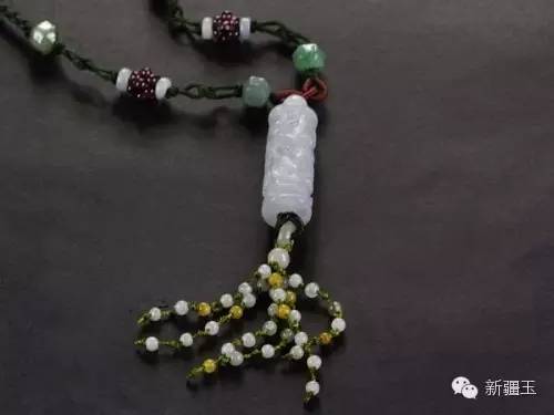 汽车挂件桃核多少合适
